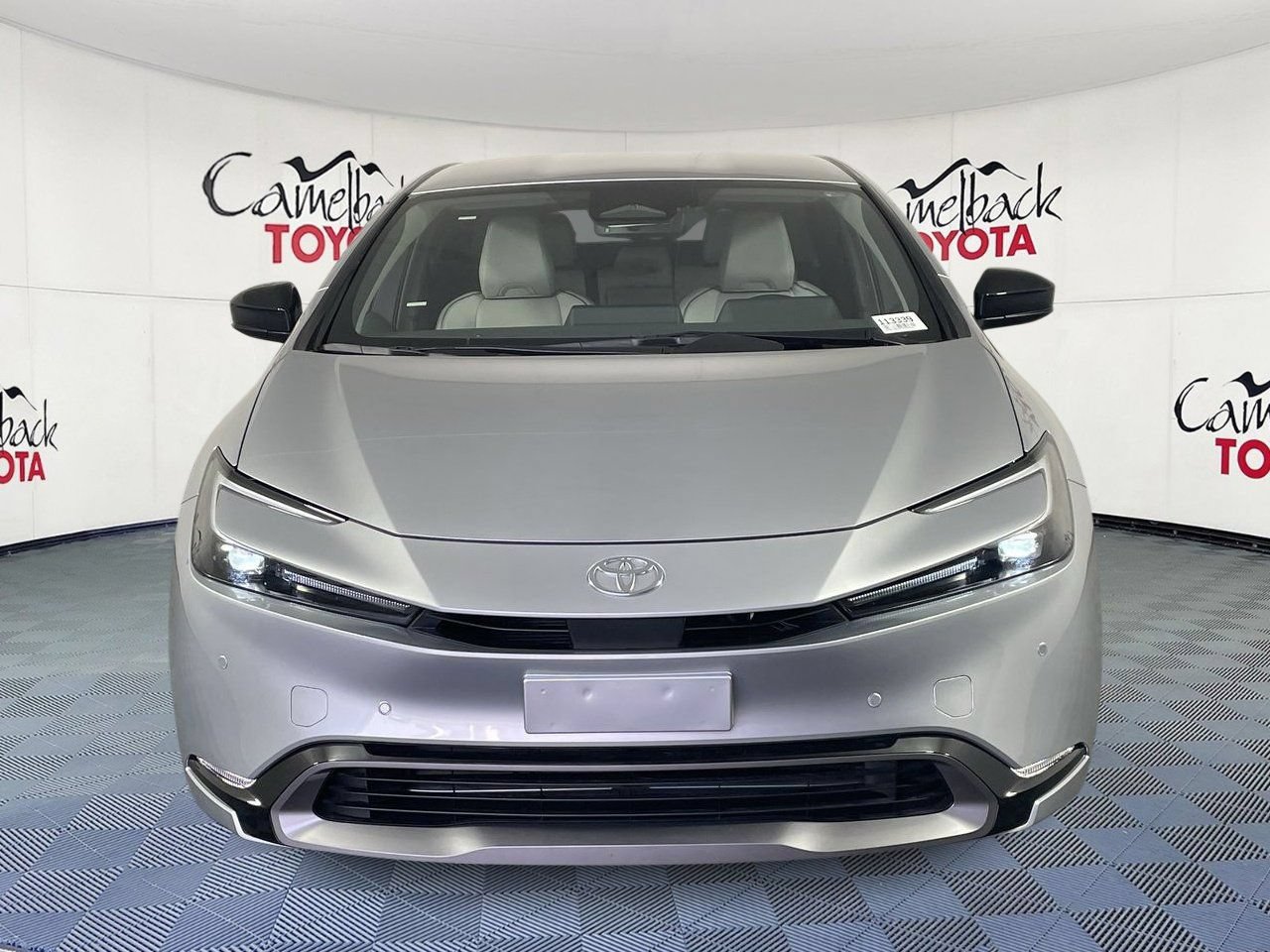 New 2026 Toyota Prius XLE FWD image 3