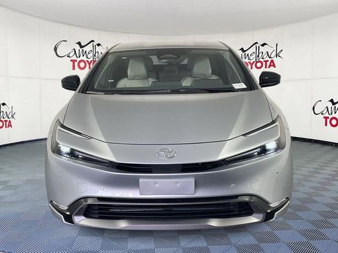 New 2026 Toyota Prius XLE FWD image 3
