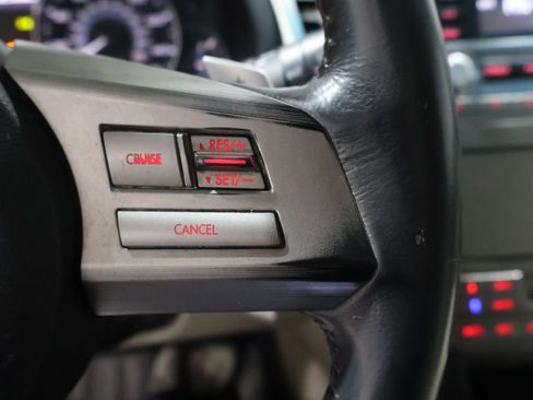 Used 2011 Subaru Outback 2.5i Limited image 28