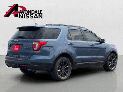 Used 2019 Ford Explorer XLT w/ Equipment Group 202A AWD/4WD image 3