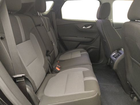 Used 2024 Chevrolet Blazer LT w/ Convenience Package FWD image 19