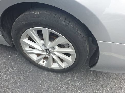 Used 2022 Toyota Camry LE FWD image 7