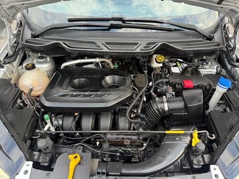 Used 2020 Ford EcoSport Titanium AWD/4WD image 8
