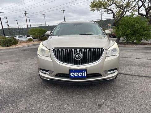 Used 2015 Buick Enclave Leather image 2
