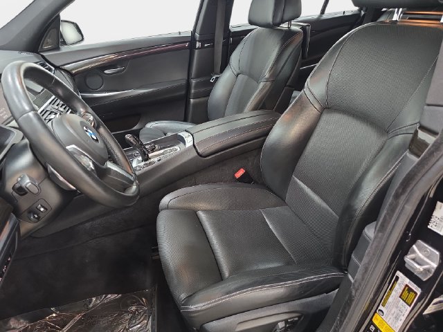 Used 2017 BMW 550i Gran Turismo xDrive AWD/4WD image 13