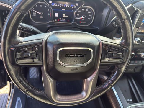 Used 2019 GMC Sierra 1500 Denali w/ Denali Ultimate Package image 17