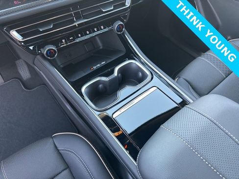 New 2026 Chevrolet Traverse High Country image 26