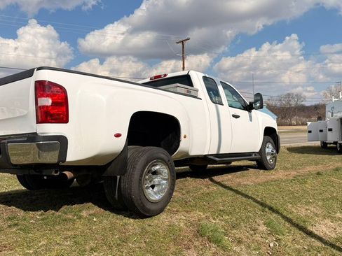 Used 2009 Chevrolet Silverado 3500 W/T image 5