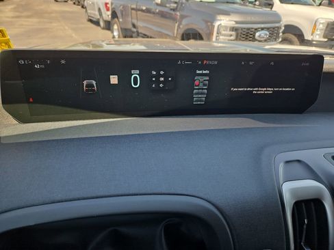 New 2025 Ford Expedition Active image 26