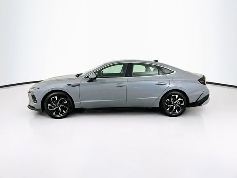 Used 2025 Hyundai Sonata SEL FWD image 4