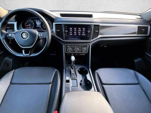 Used 2018 Volkswagen Atlas SE image 16