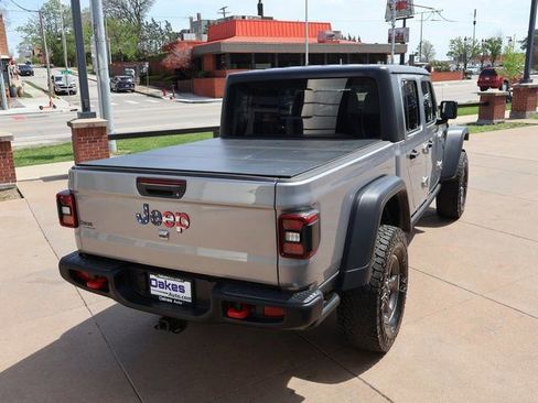 Used 2020 Jeep Gladiator Rubicon AWD/4WD image 6