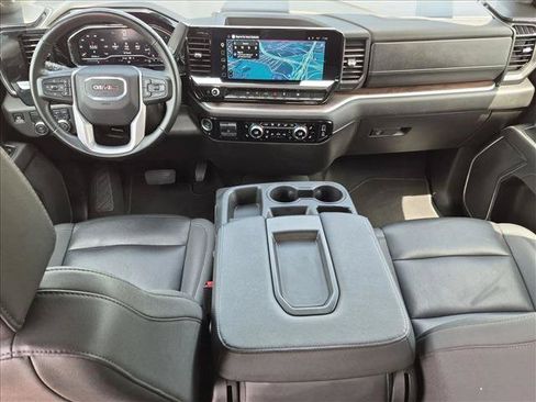 Used 2025 GMC Sierra 1500 SLT RWD image 18