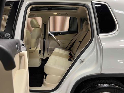 Used 2017 Volkswagen Tiguan Wolfsburg Edition FWD image 5