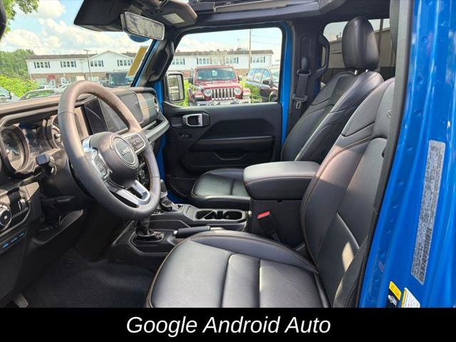Certified 2024 Jeep Wrangler Unlimited Sahara w/ Technology Group AWD/4WD image 17