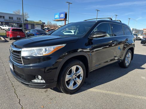 Used 2015 Toyota Highlander Limited image 3
