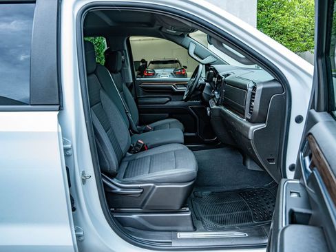 Used 2023 Chevrolet Silverado 1500 LT RWD image 34