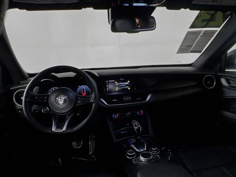 Used 2024 Alfa Romeo Stelvio Sprint image 30