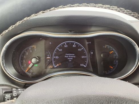 Used 2017 Jeep Grand Cherokee Limited AWD/4WD image 24