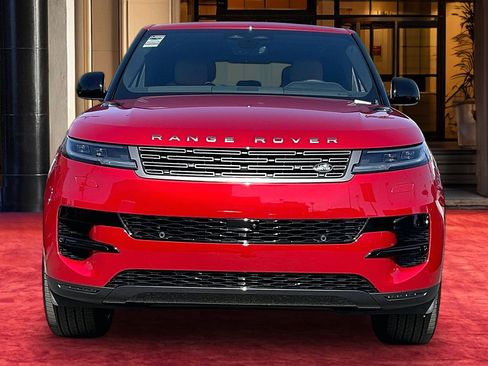 New 2026 Land Rover Range Rover Sport SE AWD/4WD image 2