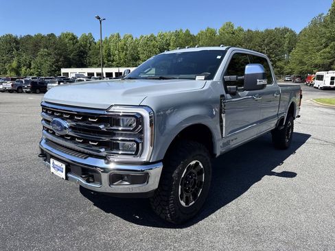 Used 2026 Ford F350 King Ranch w/ Tremor Off-Road Package AWD/4WD image 3