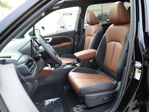 New 2026 Subaru Forester Touring AWD/4WD image 9