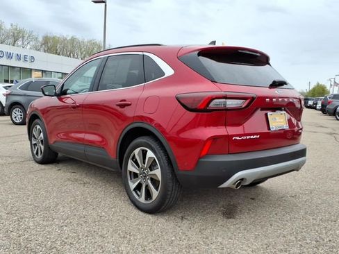 Certified 2024 Ford Escape Platinum w/ Premium Technology Package AWD/4WD image 8
