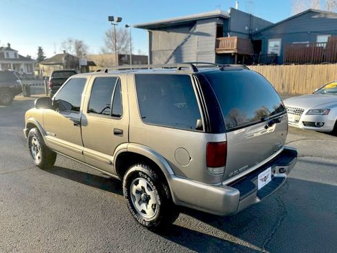 Used 2002 Chevrolet Blazer LS w/ Preferred Equipment Group image 5
