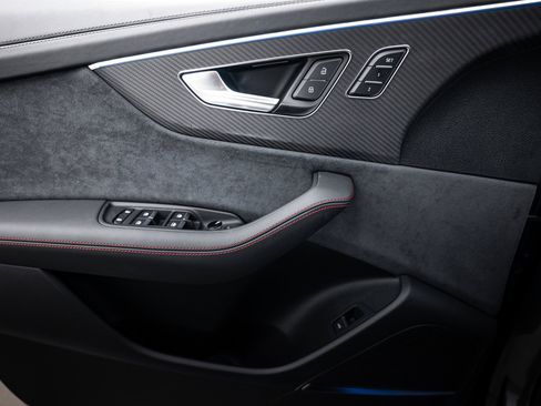 New 2026 Audi Q8 Prestige image 13