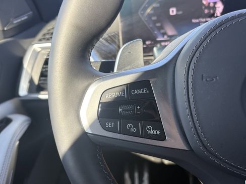 Used 2025 BMW X5 M60i w/ Climate Comfort Package image 19