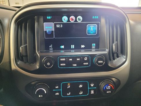 Used 2015 Chevrolet Colorado LT w/ Luxury Package image 25