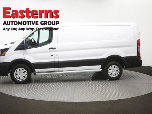 Used 2024 Ford Transit 250 Low Roof w/ Exterior Upgrade Package RWD image 56