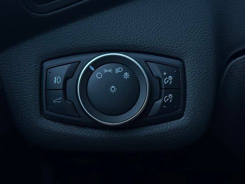 Used 2017 Ford Escape SE AWD/4WD image 17