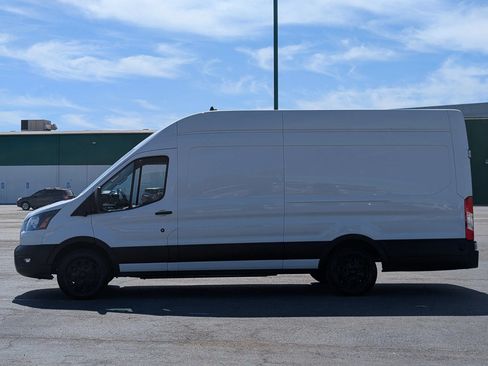 Used 2023 Ford E-Transit 148 High Roof Extended w/ Interior Upgrade Package RWD image 4