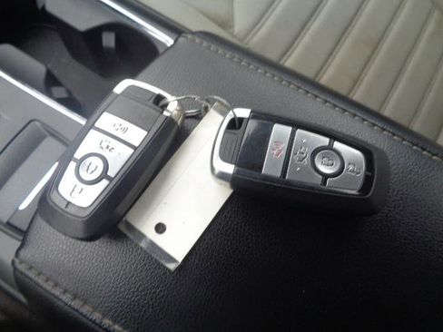 Used 2020 Ford Fusion S image 32