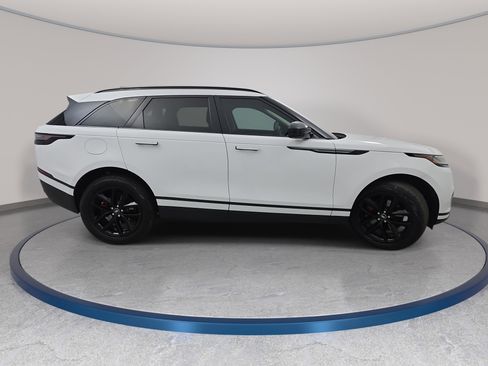Certified 2025 Land Rover Range Rover Velar S image 4