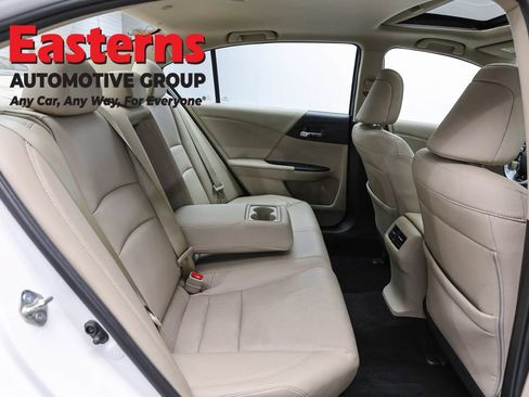 Used 2017 Honda Accord EX-L image 24