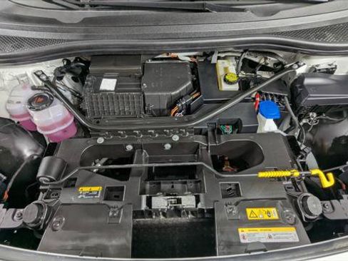 Used 2024 Volkswagen ID.4 2WD image 32