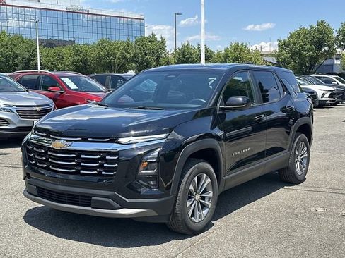 Used 2025 Chevrolet Equinox LT AWD/4WD image 5