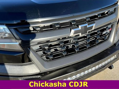 Used 2018 Chevrolet Colorado ZR2 w/ ZR2 Midnight Special Edition image 29