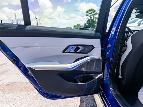 Used 2025 BMW M3 Competition AWD/4WD image 51