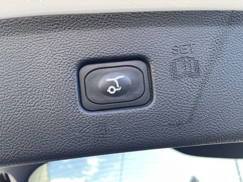 Used 2024 Ford Edge SEL w/ Convenience Package image 6