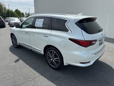 Used 2020 INFINITI QX60 Luxe w/ Essential Package image 5