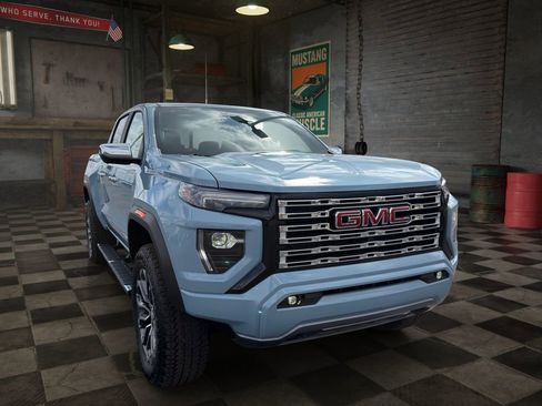 New 2026 GMC Canyon Denali image 7