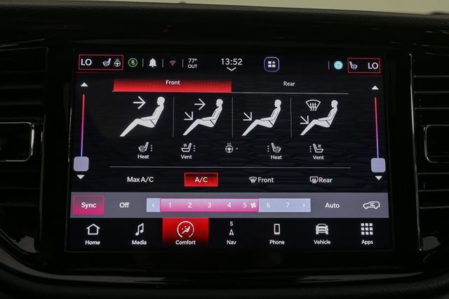 Used 2025 Dodge Durango R/T w/ Blacktop Package AWD/4WD image 27
