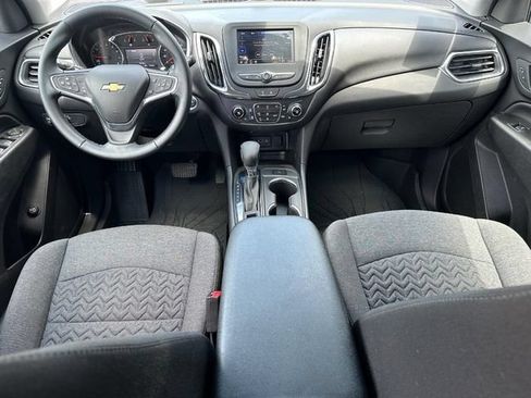 Used 2024 Chevrolet Equinox LT w/ LPO, Floor Liner Package FWD image 11