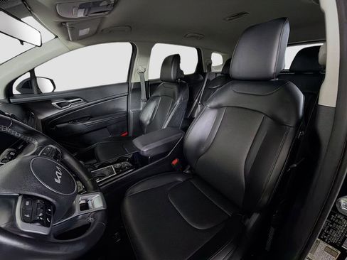 Used 2023 Kia Sportage EX FWD image 12