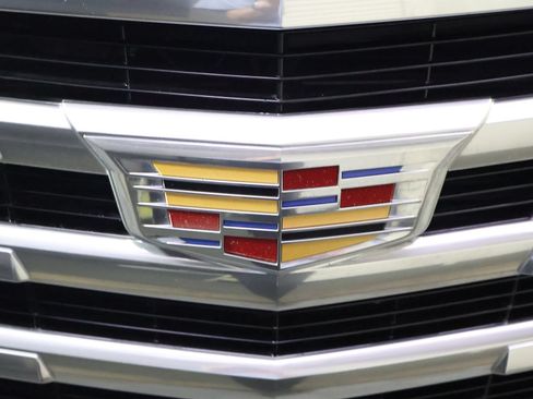 Used 2017 Cadillac Escalade ESV Premium Luxury AWD/4WD image 19