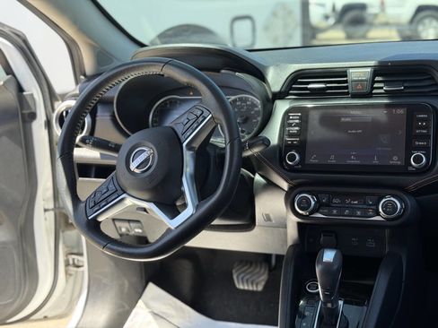 Used 2023 Nissan Versa SR w/ Trunk Package image 8