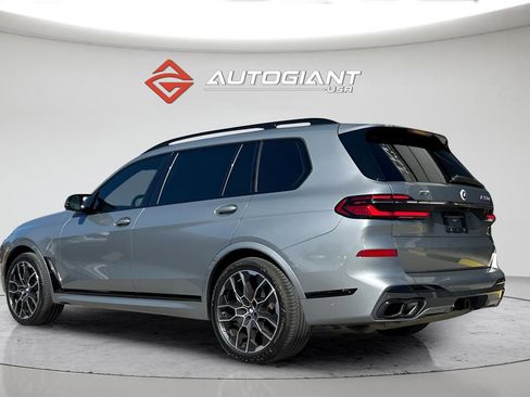 Used 2023 BMW X7 M60i w/ Executive Package image 8